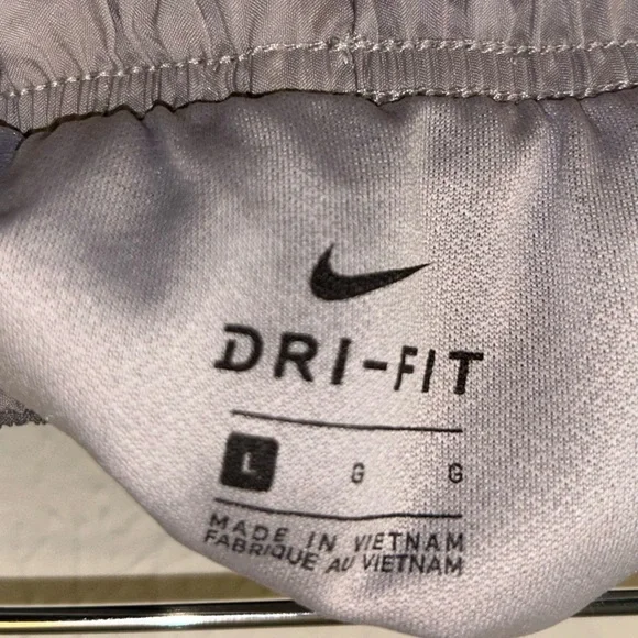 Nike Tempo Running Shorts Gray Athletic Shorts Large - Picture 4 of 4